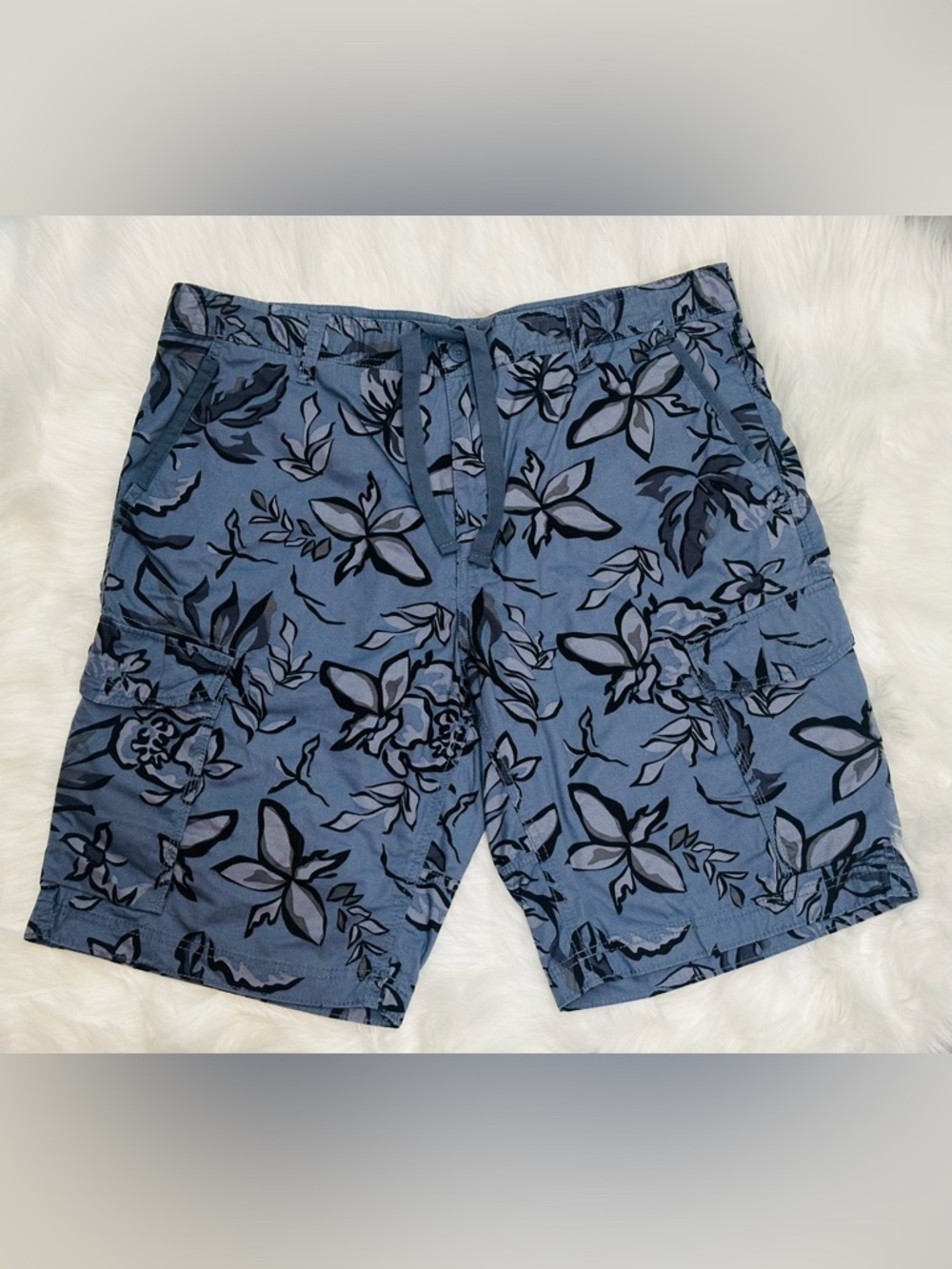 Gray Floral Drawstring Cargo Shorts